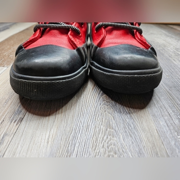 Hunter for Target Water Resistant Unisex Kids Sneakers Shoes Red + Black Size 3 - Picture 5 of 11
